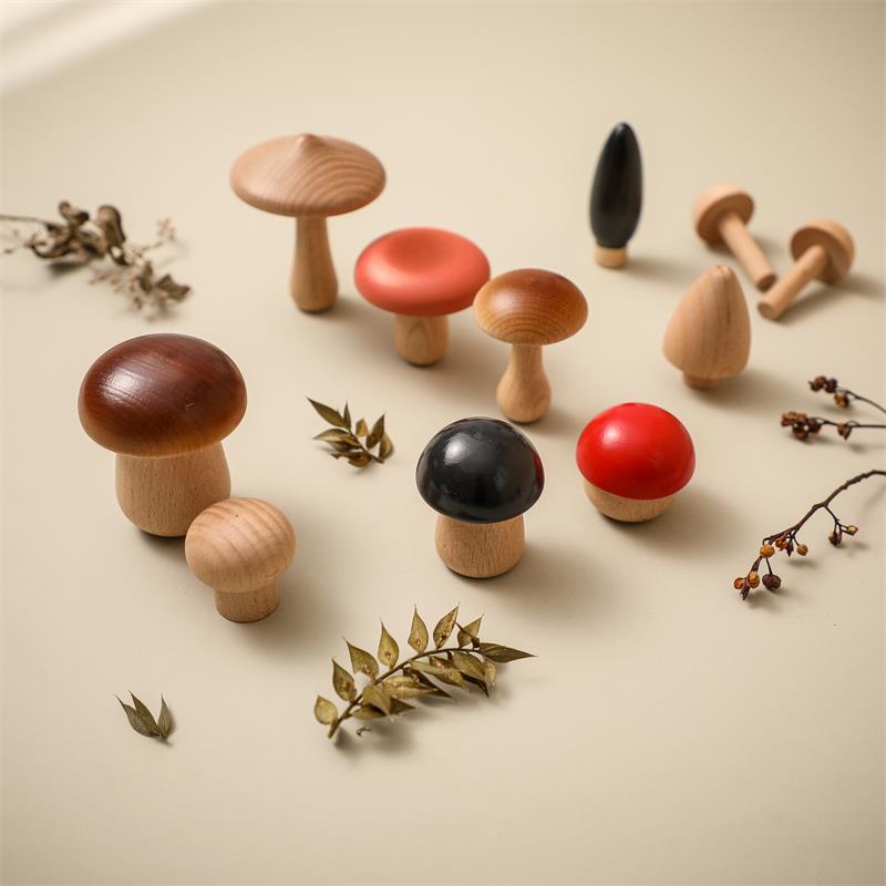 WOODEN TOYS