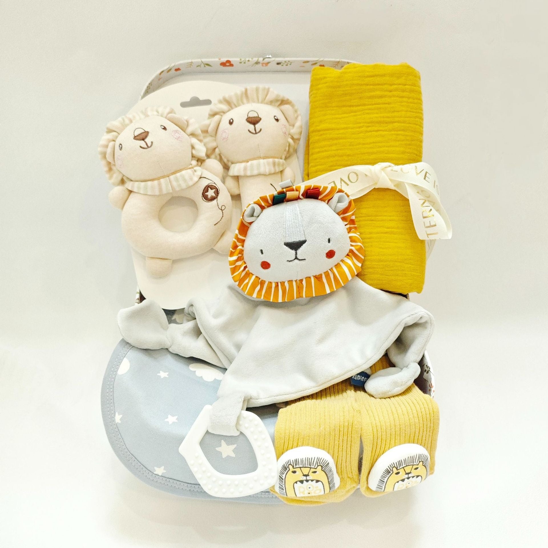Newborn Baby Gift Box Set - 0-6 Months Baby Essentials with Lion Design | Includes Swaddle Blanket, Burp Cloth, Socks, Rattle, and Security Blanket